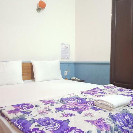 Van Thanh Dat Hotel Ho Şi Min Exterior foto